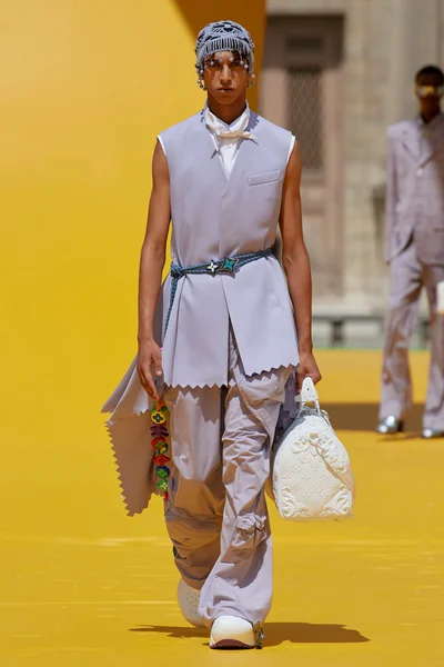 Look 6